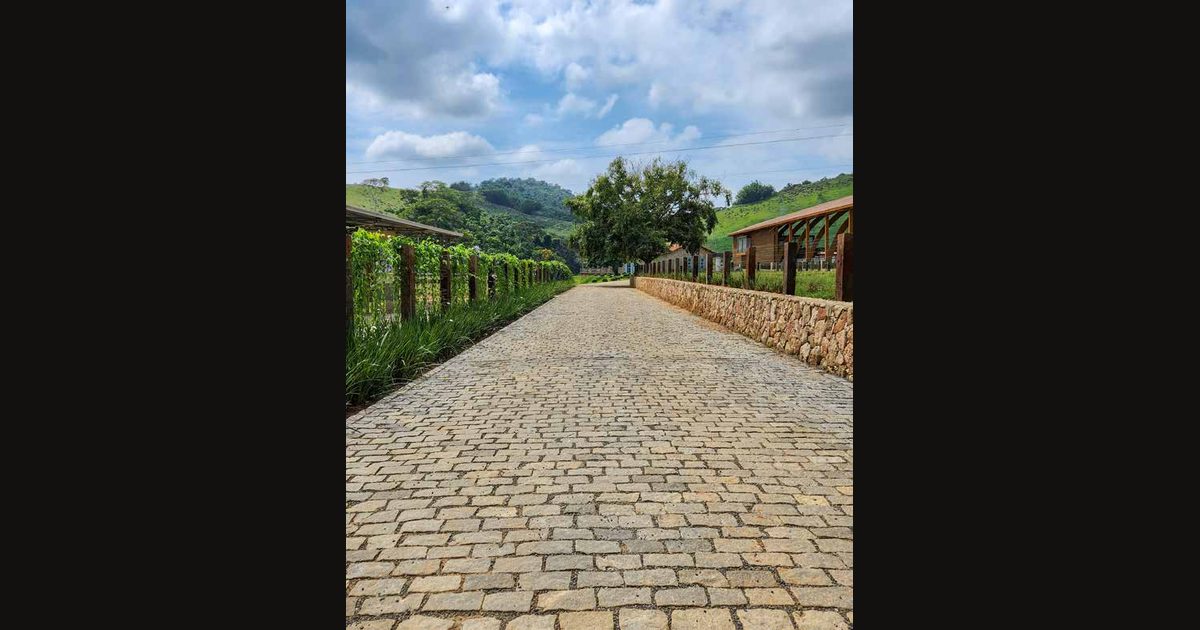 Paralelepípedo — calçamentos e estradas